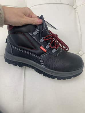 Botas punta acero Ropa, zapatos y moda hombre de segunda mano barata Milanuncios