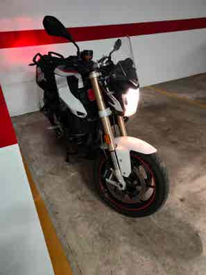 Motos maletas bmw f800r de segunda mano, km0 ocasión | Milanuncios