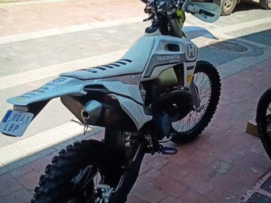 Husqvarna - FE 300 TPI 2021_ 165 H 5500