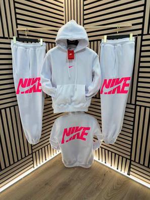 Chandal nike Moda y complementos de segunda mano barata Milanuncios