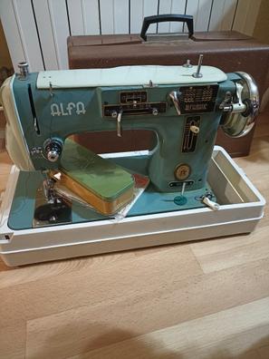 limpieza canillero alfa next 40 Alfa next 30  Tijeras de costura, Curso  maquina de coser, Máquinas de coser singer