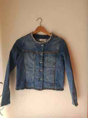 Vaqueros violeta mango Moda y complementos de segunda mano barata