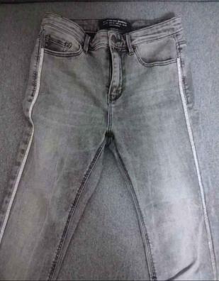 Pantalón vaquero mujer Stradivarius de segunda mano por 12 EUR en Gandía en  WALLAPOP