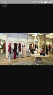 Milanuncios - Tienda ropa mujer (con palets)