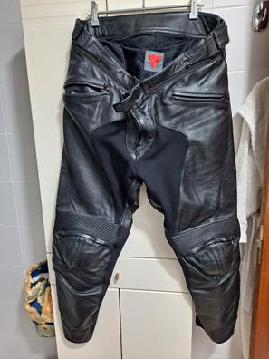 Cubre pantalon de moto marca XXDoble