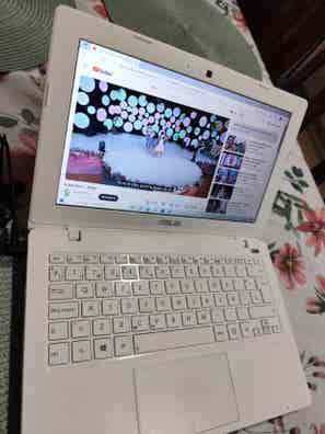 POGGIAPOLSI, TOUCHPAD E TASTIERA PER ASUS X553 F553MA F553MA- P553M