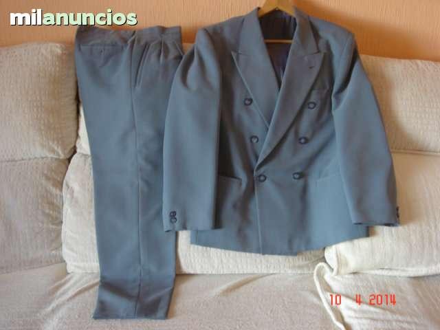 Chico con online traje