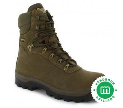 Bota caza y trekking. Piel serraje kaki y cordura textil. Suela de goma