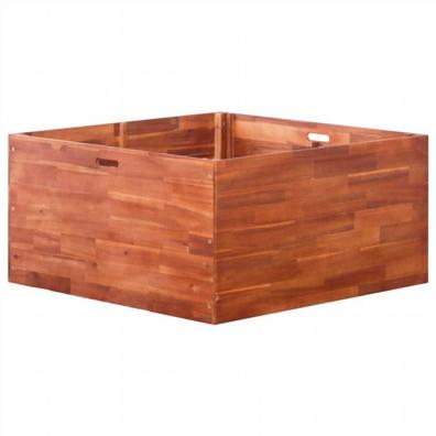 Mesa de centro hecha con cajas de madera de pino 100x100x50