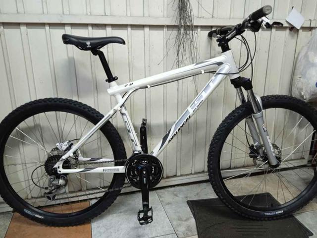 Bici gt montaña hot sale