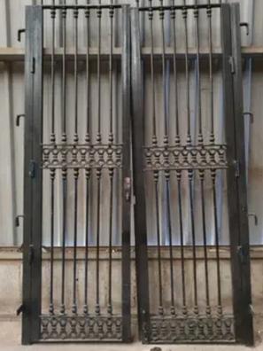 Puertas de Hierro en Sevilla - Fabricación a Medida y Precios