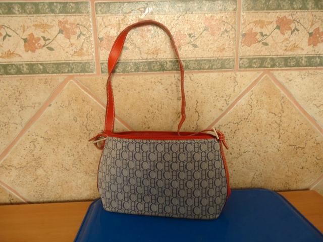 Bolso carolina herrera azul hot sale