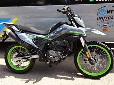 CFMOTO 250 NK Versión 2018