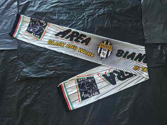 LAS BUFANDAS DEL HEAVY: BUFANDAS EN RASO (Ultras Sur R.Madrid Secc