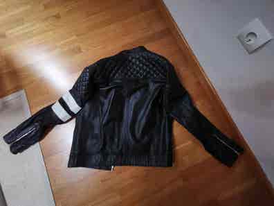 Chaqueta cuero Ropa, moda de hombre de mano barata | Milanuncios