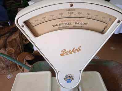 Balanza de dos platos antigua de segunda mano Milanuncios