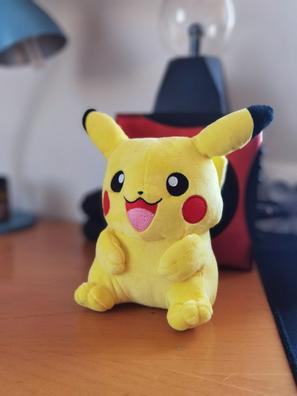 Pokemon - Peluche XXL de Pikachu de 30 cm, Juguete con Licencia