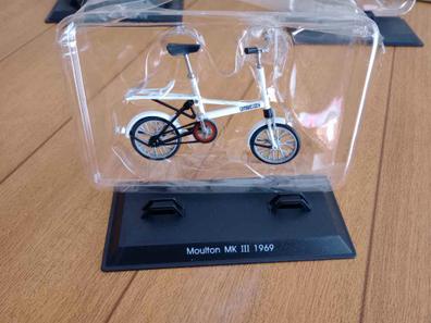 ir de compras estante robot Coleccion bicicletas Miniaturas de colección y segunda mano | Milanuncios