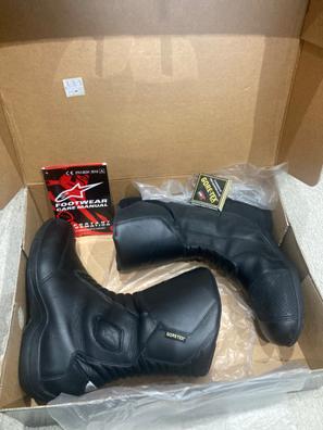 Botas sport moto Rainers 690 elegancia y calidad.