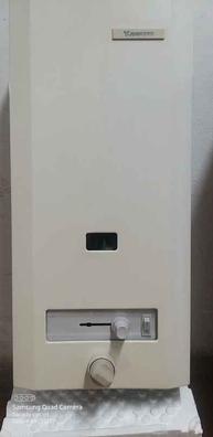 Junkers hydrocompact - Calentador agua termostato wtd18am 18l/m gas butano  clase de eficiencia energeti : : Bricolaje y herramientas