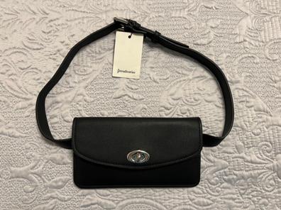 Riñonera negra stradivarius hot sale