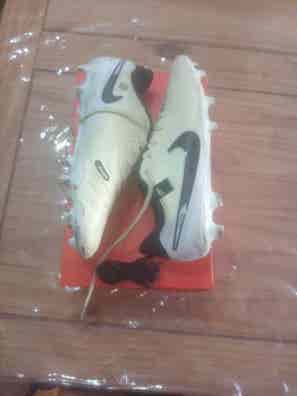 Fútbol Nike Premier Nike Tiempo Negras Y Amarillas Nike Tiempo De