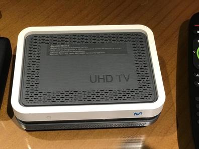 Controlar tu tele y el deco UHD de Movistar+ Plus con un solo
