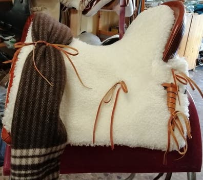 Estribos vaqueros Caballos, servicios y accesorios equinos de segunda | Milanuncios