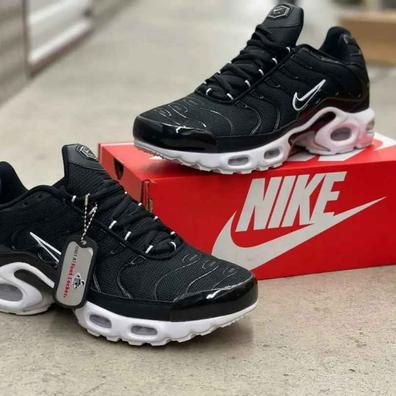 profundo insecto llevar a cabo Zapatillas nike tn Moda y complementos de segunda mano barata | Milanuncios