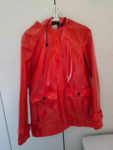 Milanuncios Chubasquero brillante rojo Talla S mujer