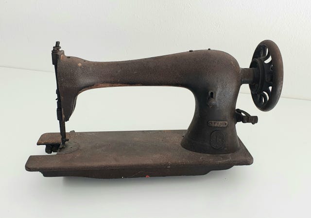 Milanuncios - máquina de coser antigua singer 16K33