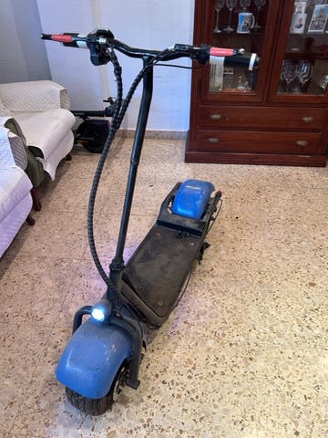 Milanuncios - Patinete eléctrico azul y negro