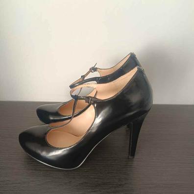 Milanuncios - Zapatillas Guess Mujer