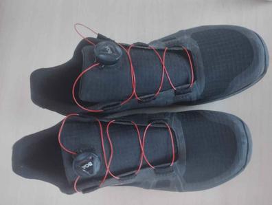 Zapatillas ciclismo mujer de segunda mano por 15 EUR en Badajoz en WALLAPOP