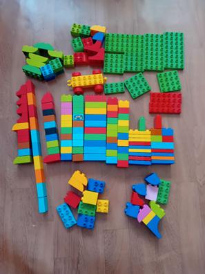 Muñecos Lego varios de segunda mano por 25 EUR en Sueca en WALLAPOP