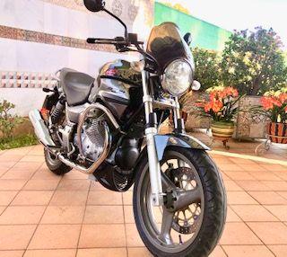 MOTO GUZZI NEVADA 750 Classic (limitada para A2) – MaxMoto Sanxenxo