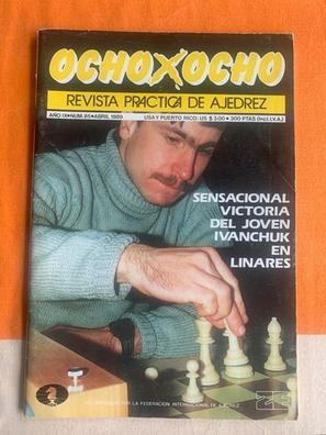 Tablero de ajedrez y sus piezas d'occasion pour 50 EUR in Madrid sur  WALLAPOP