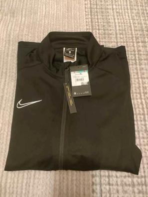 Chandal nike Tienda de deporte de segunda mano barata Milanuncios