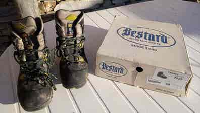Chaussures De Randonnée KAMET Botas De Montaña – Taille 40 – État Comme Neuves
