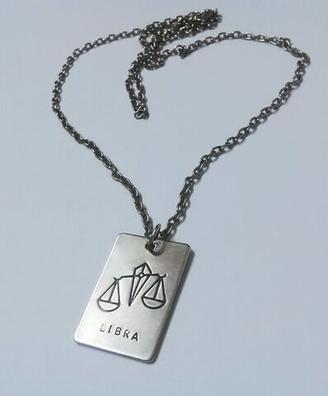 Colgante signo zodiaco horoscopo oro de segunda mano para mujer