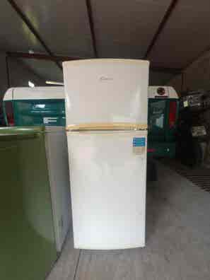 Frigorifico mediano Electrodomésticos segunda mano baratos | Milanuncios