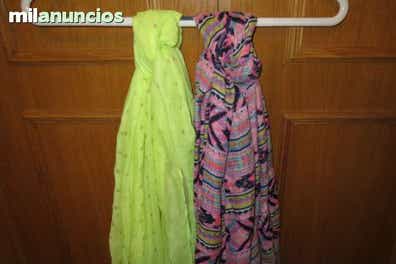 - PaÑuelos,fulares,bufandas stradivarius