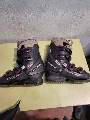 Botas de esquiar Salomon de mujer con su funda de segunda mano por 40 EUR  en Donostia-San Sebastián en WALLAPOP