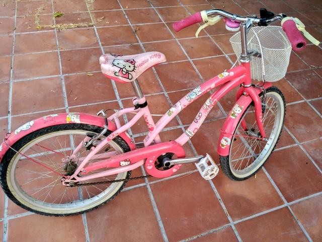 Bicicleta hello online kitty