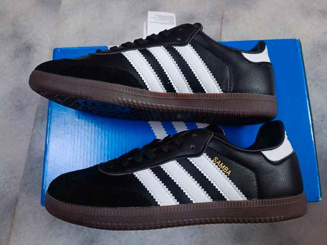 Adidas chinas originales negro hotsell