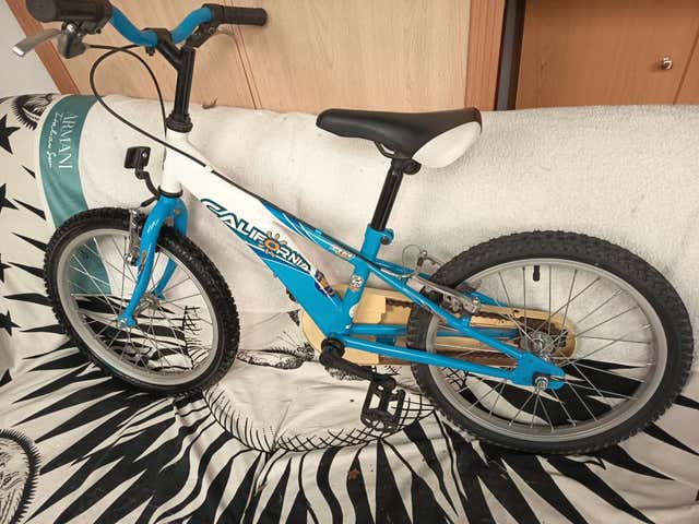 Milanuncios - Bicicleta infantil California azul 20