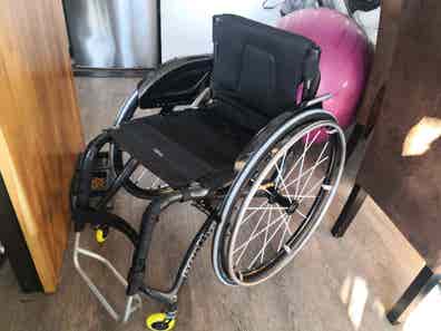 Silla ruedas ultraligera Ortopedia segunda mano barata | Milanuncios