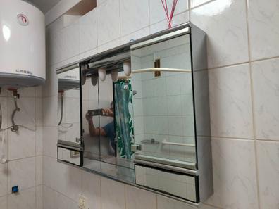 Camerino espejo (40) con luz (+20) /mueble de baño de segunda mano por 40  EUR en Sevilla en WALLAPOP