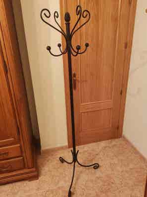 Percheros pie forja de segunda mano Milanuncios