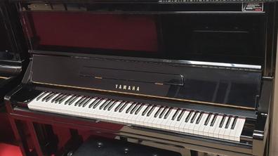 Piano de Cola Yamaha GB1 de 149 CM